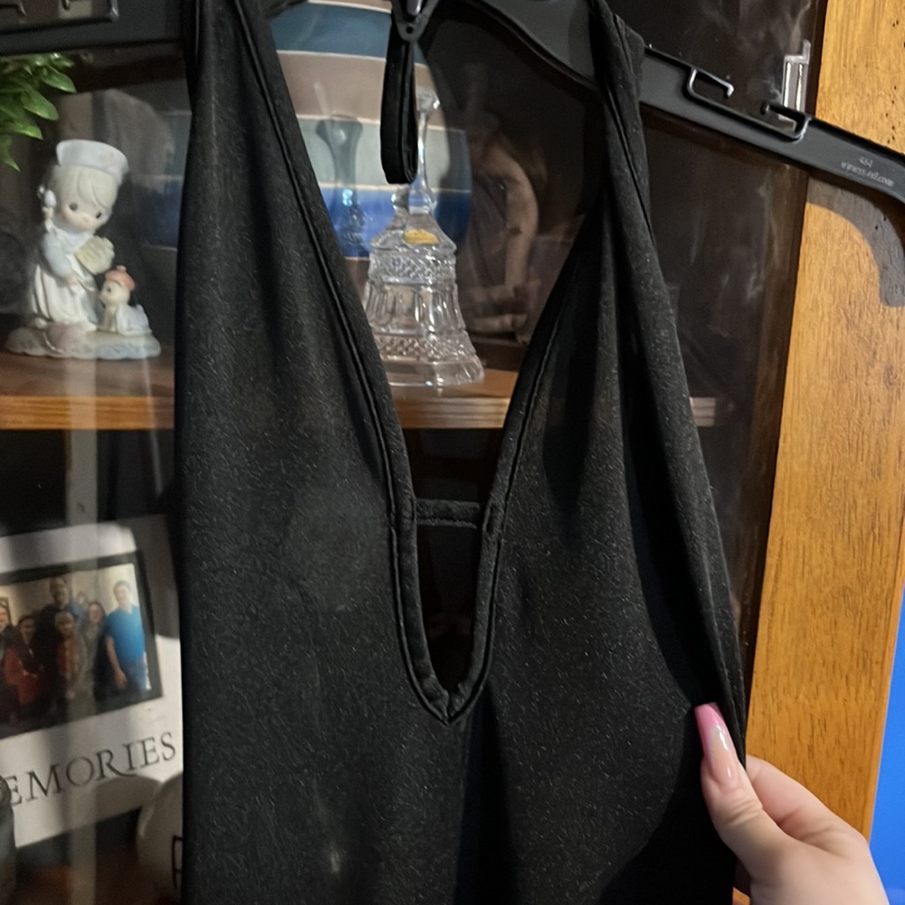 jumpsuit - Picture 2 of 3